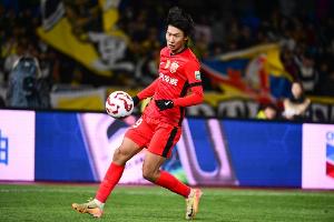 东体:李新翔曾获得鲁迅青少年文学奖一等奖,实打实的文武双修