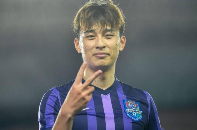 1721320402969068837.jpg 九游体育官方网站-巴顿期待回工体:就像回娘家 希望在国安身上抢分