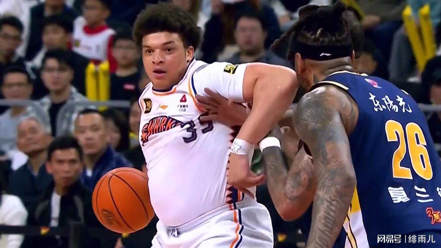 九游体育-逼宫四川队!萨姆纳自宣将加盟广东男篮,保送杜锋“躺”着夺冠?