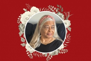 R.I.P.️库里的外祖母近日去世 享年76岁