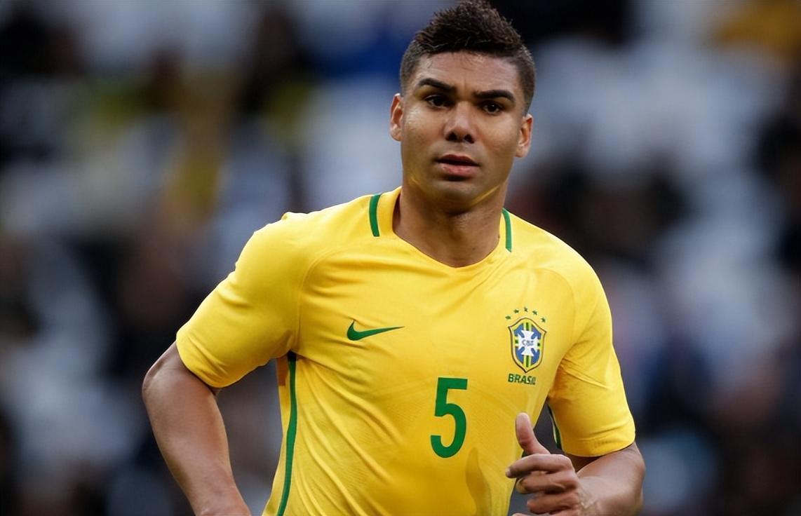 巴西VS智利:胖虎吉马良斯坐镇,拉菲尼亚领衔,英超三叉戟冲锋