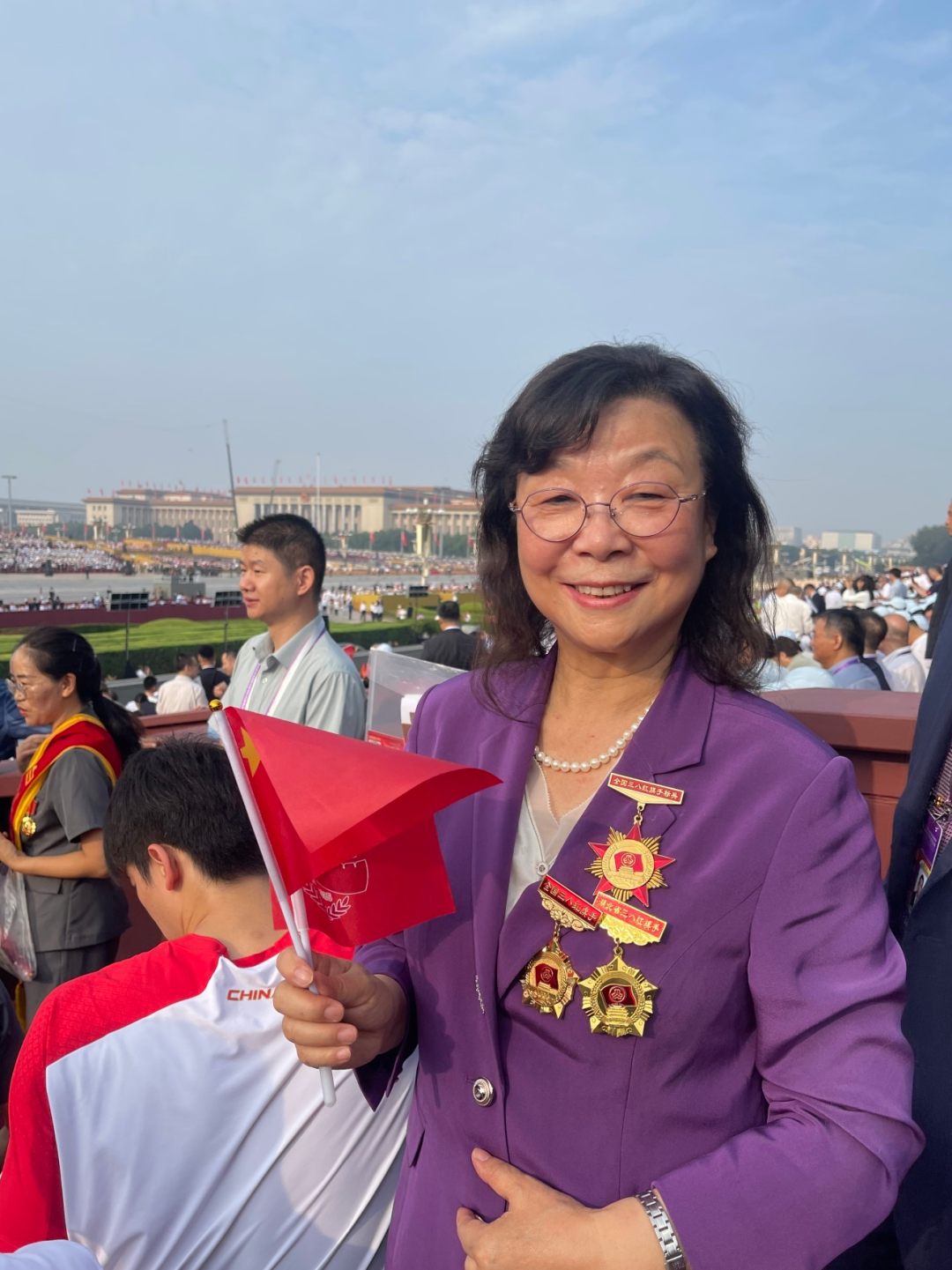 九游体育网页版-来自湖北!金梅林、王霜、郑钦文等现身阅兵现场