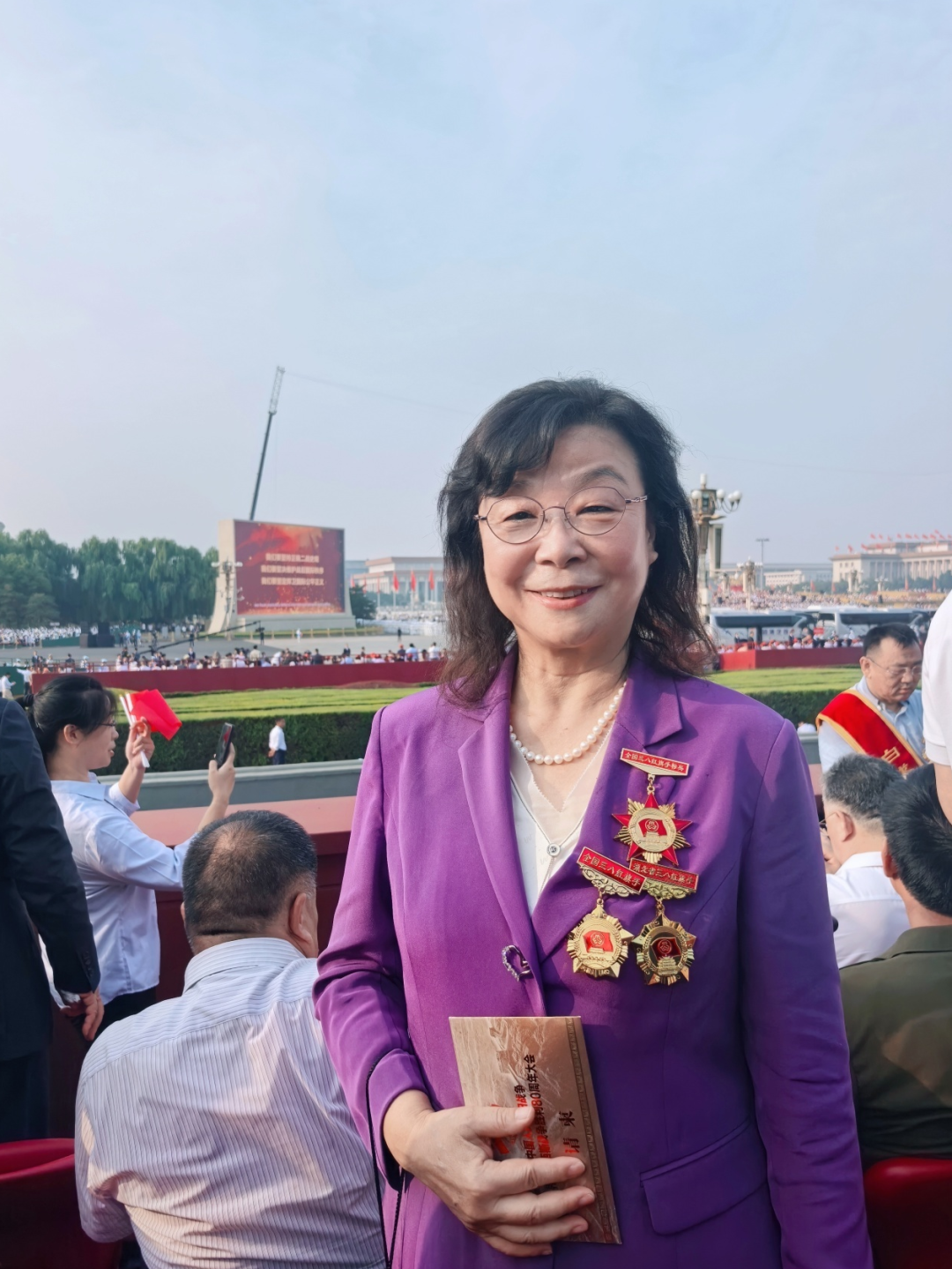 九游体育网页版-来自湖北!金梅林、王霜、郑钦文等现身阅兵现场