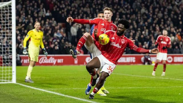 英雄联盟-又一场互交白卷 阿森纳争冠还是只能慢慢熬