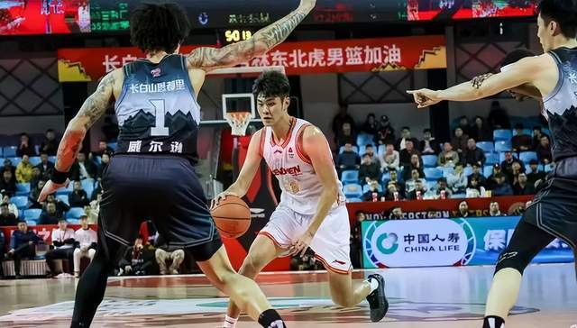CBA杀出大黑马！攻击力全联盟第2，连超京鲁升至第4，老帅太猛了